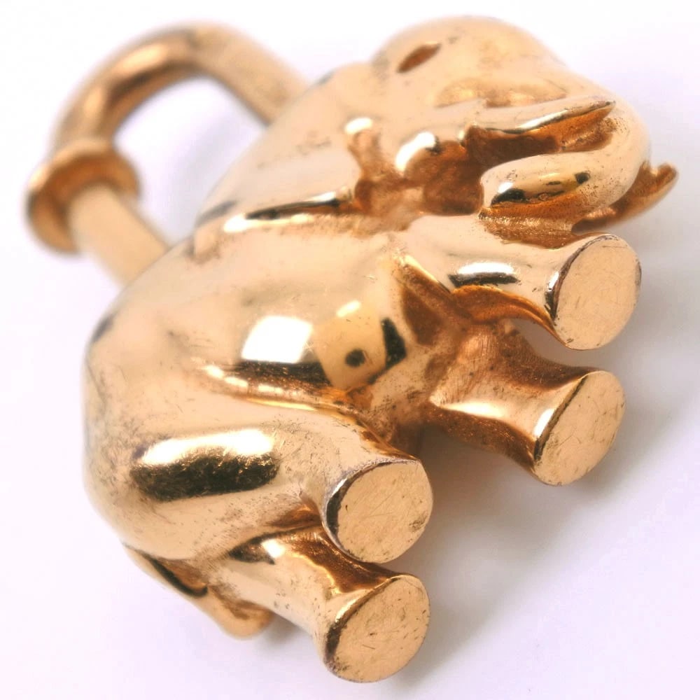 HERMES CHARM GOLD PLATED GOLD: HERMES charm gold Plated Gold Brand: HERMES Type/Style: charm Material: Plated Gold, Color: gold Size: Size(CM) 37mm x 28mm Accessories: None Accessories Notice: When purchasing pre-owned goods,