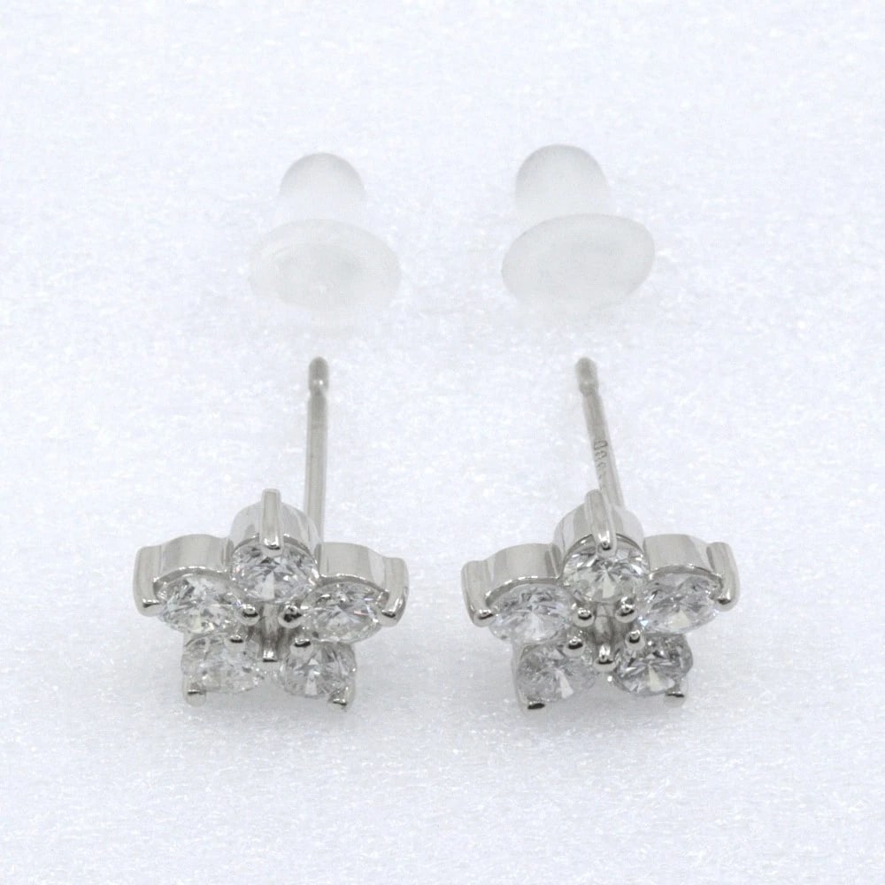 PIERCING PT900PLATINUM/DIAMOND: Piercing Pt900Platinum/diamond Brand: no brand Type/Style: Piercing Material: Pt900Platinum, Color: Silver Size: Size(CM) 8mm x 8mm Accessories: None Accessories Notice: When purchasing pre-owned