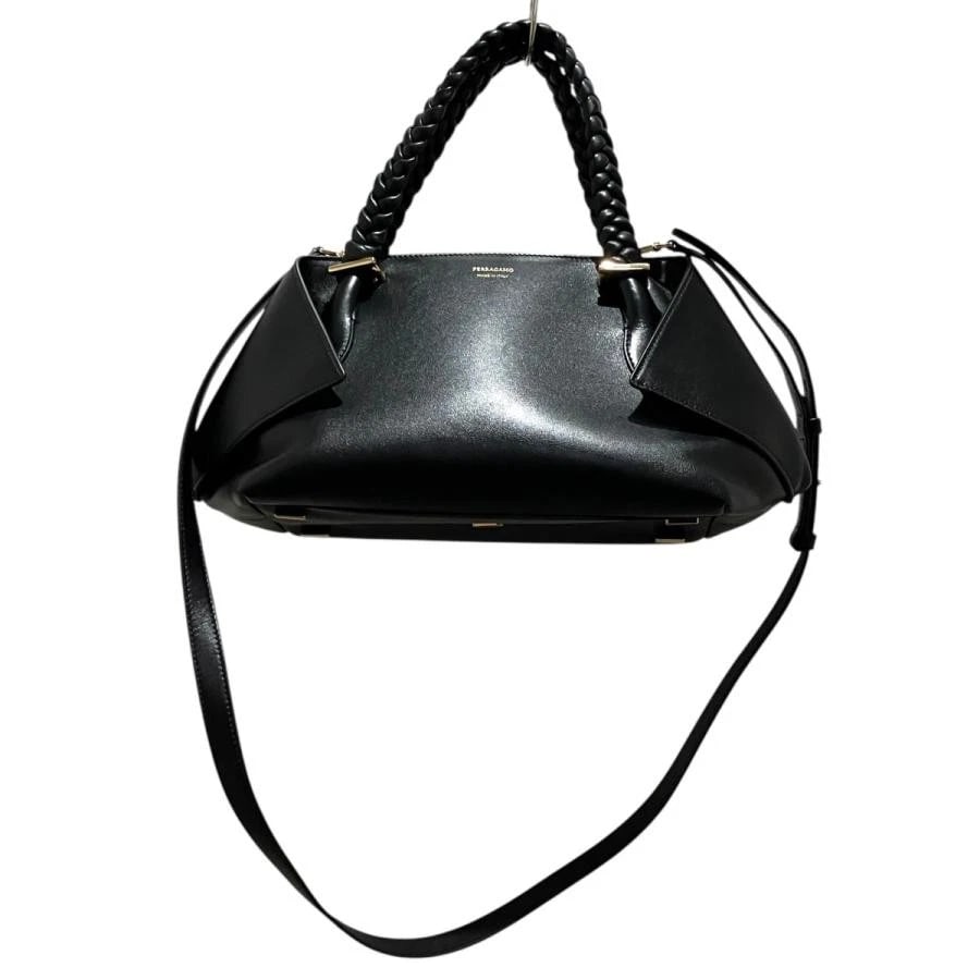FERRAGAMO BAG: SCARF BAG BLACK: FERRAGAMO Bag: Scarf Bag Black Brand: FERRAGAMO Type/Style: Shoulder Bag Material: Exterior Material Leather Color: Exterior Color Black Size: (approx. W15.7 ? H7.1 ? D5.9 inch) Accessories: None
