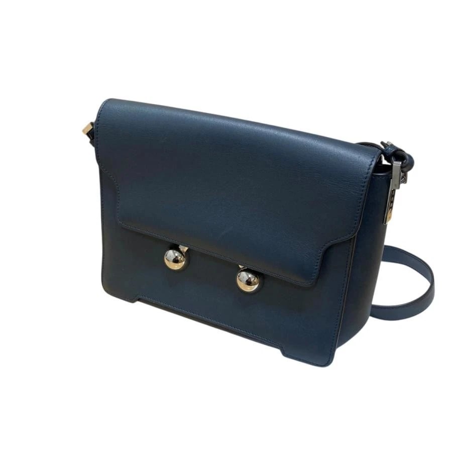 MARNI BAG: TRUNK MEDIUM SHOULDER NAVY: MARNI Bag: Trunk Medium Shoulder Navy Brand: MARNI Type/Style: Shoulder Bag Material: Exterior Material Leather Color: Exterior Color Navy Size: (approx. W9.8 ? H6.7 ? D2.8 inch) Accessories: None