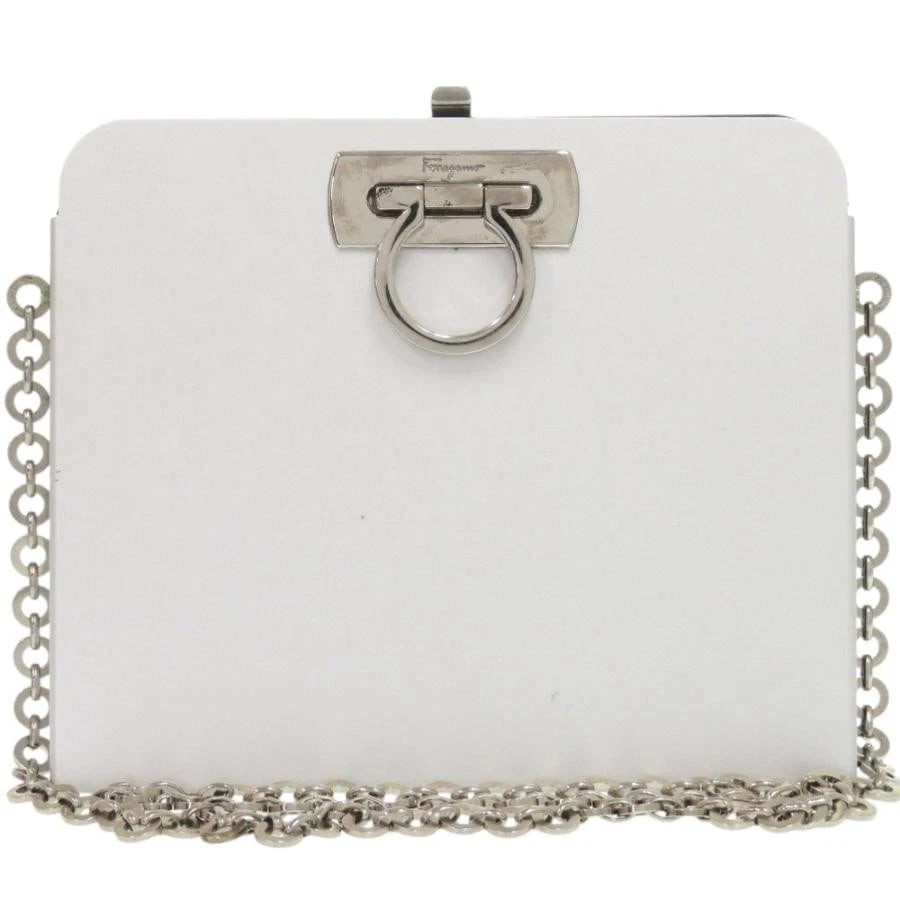 SALVATORE FERRAGAMO BAG: GANCINI SILVER: SALVATORE FERRAGAMO Bag: Gancini Silver Brand: Salvatore Ferragamo Type/Style: Shoulder Bag Material: Exterior Material Aluminum Color: Exterior Color Silver Size: (approx. W8.1 ? H6.7 ? D3.1 inch)