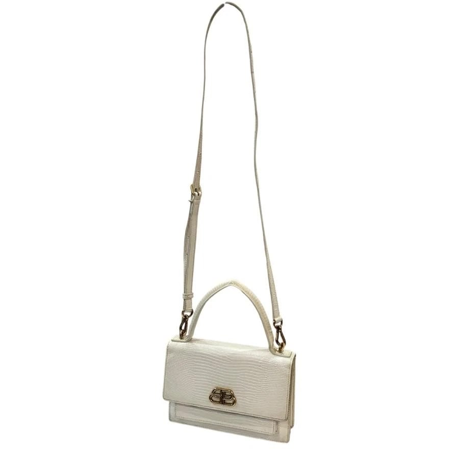 BALENCIAGA BAG: BB LOGO SATCHEL WHITE GOLD: BALENCIAGA Bag: BB Logo Satchel White Gold Brand: BALENCIAGA Type/Style: Shoulder Bag Material: Exterior Material Leather Color: Exterior Color White Size: (approx. W7.5 ? H5.1 ? D2.8 inch)