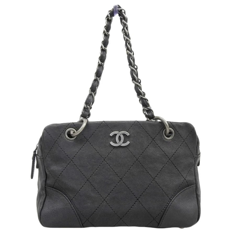 CHANEL BAG: WILD STITCH CHAIN TOTE BLACK: CHANEL Bag: Wild Stitch Chain Tote Black Brand: CHANEL Type/Style: Tote Material: Exterior Material Leather Color: Exterior Color Black Size: (approx. W11.2 ? H7.1 ? D5.5 inch) Accessories: None