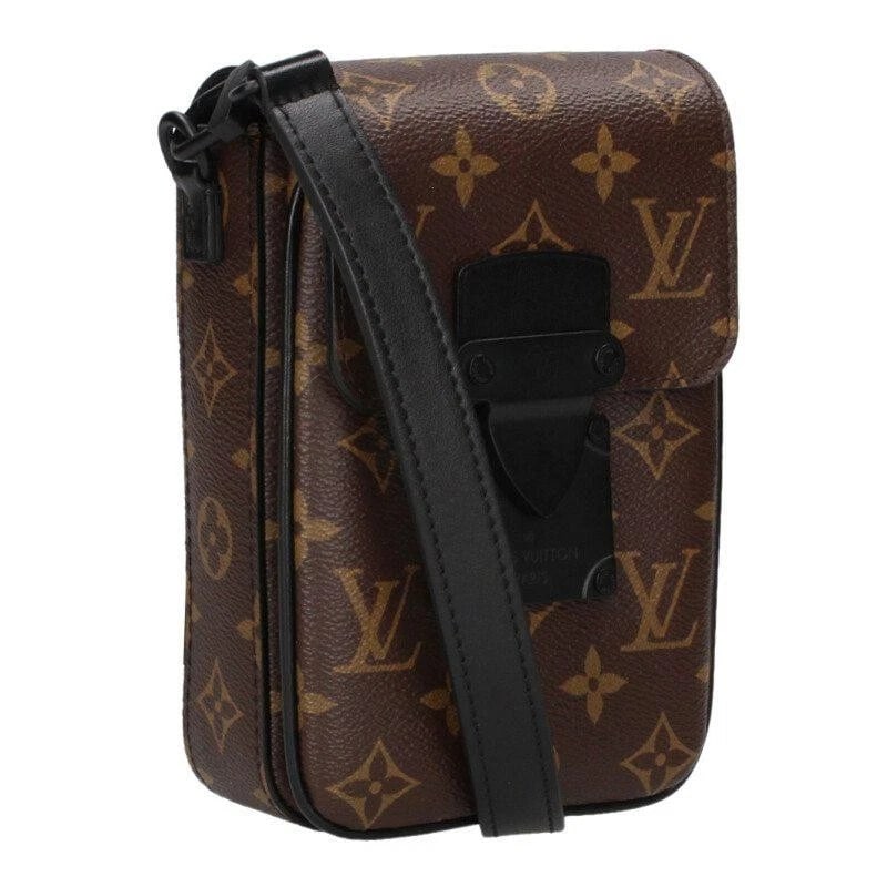LOUIS VUITTON:VERTICAL WEARABLE WALLET BROWN: LOUIS VUITTON:Vertical Wearable Wallet Brown Brand: LOUIS VUITTON Type/Style: Crossbody Material: Exterior Material Leather Color: Exterior Color Brown Size: (approx. W4.5 ? H7.3 ? D1.2 inch) Acce