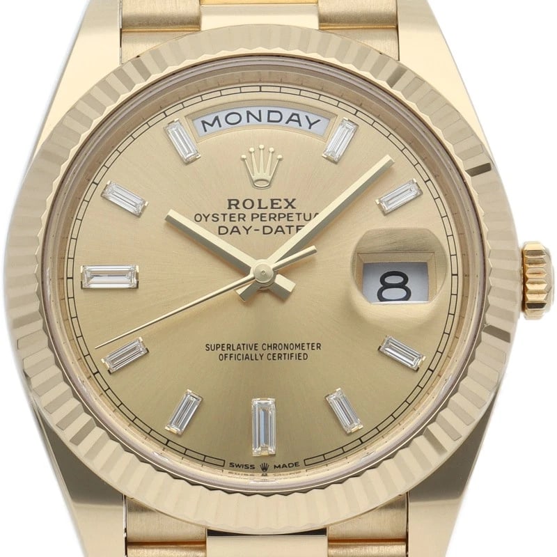 ROLEX DAY DATE 40 WATCH BUCKET DIAMOND 18K YELLOW GOLD WATCH: ROLEx Day Date 40 Watch Bucket Diamond 18K Yellow Gold Watch Brand: ROLEx Type/Style: Wristwatch Material: Band Material Yellow Gold, Case Material Yellow Gold Color: Dial Color Champagne color Size: 