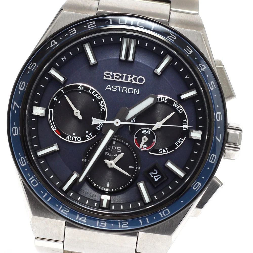 SEIKO ASTRON SOLAR POWERED RADIO WATCH: SEIKO Astron Solar Powered Radio Watch Brand: SEIKO Type/Style: Wristwatch Material: Band Material titanium, Case Material titanium Color: Case Color Silver Band Color Silver Dial Color Navy Size: Cas