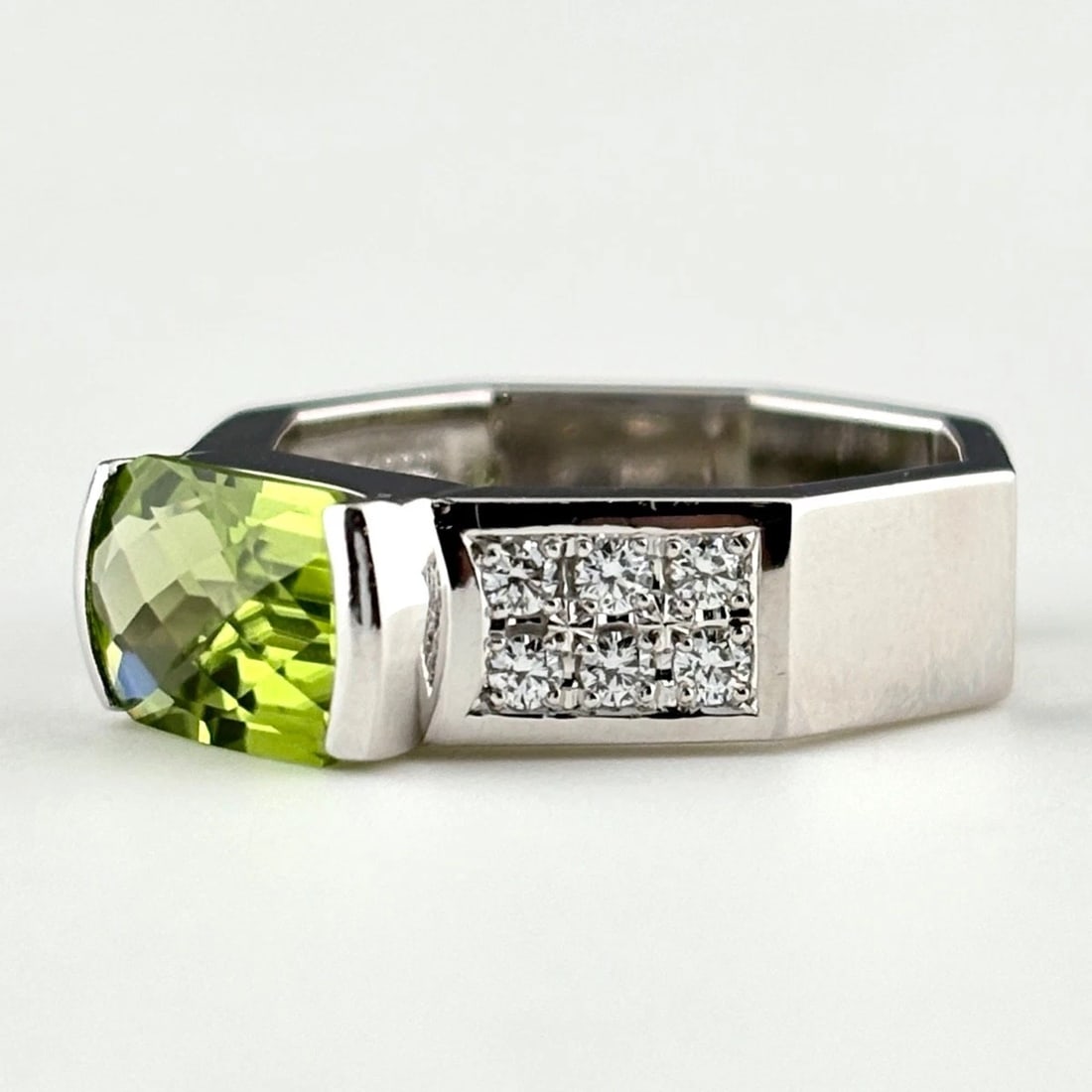 TASAKI PERIDOT PLATINUM MELEE DIAMOND RING: Tasaki Peridot Platinum Melee Diamond Ring Brand: TASAKI Type/Style: Ring Material: Pt900, Main Stone Natural Color: None Size: US5 Accessories: None Accessories Notice: When purchasing pre-owned