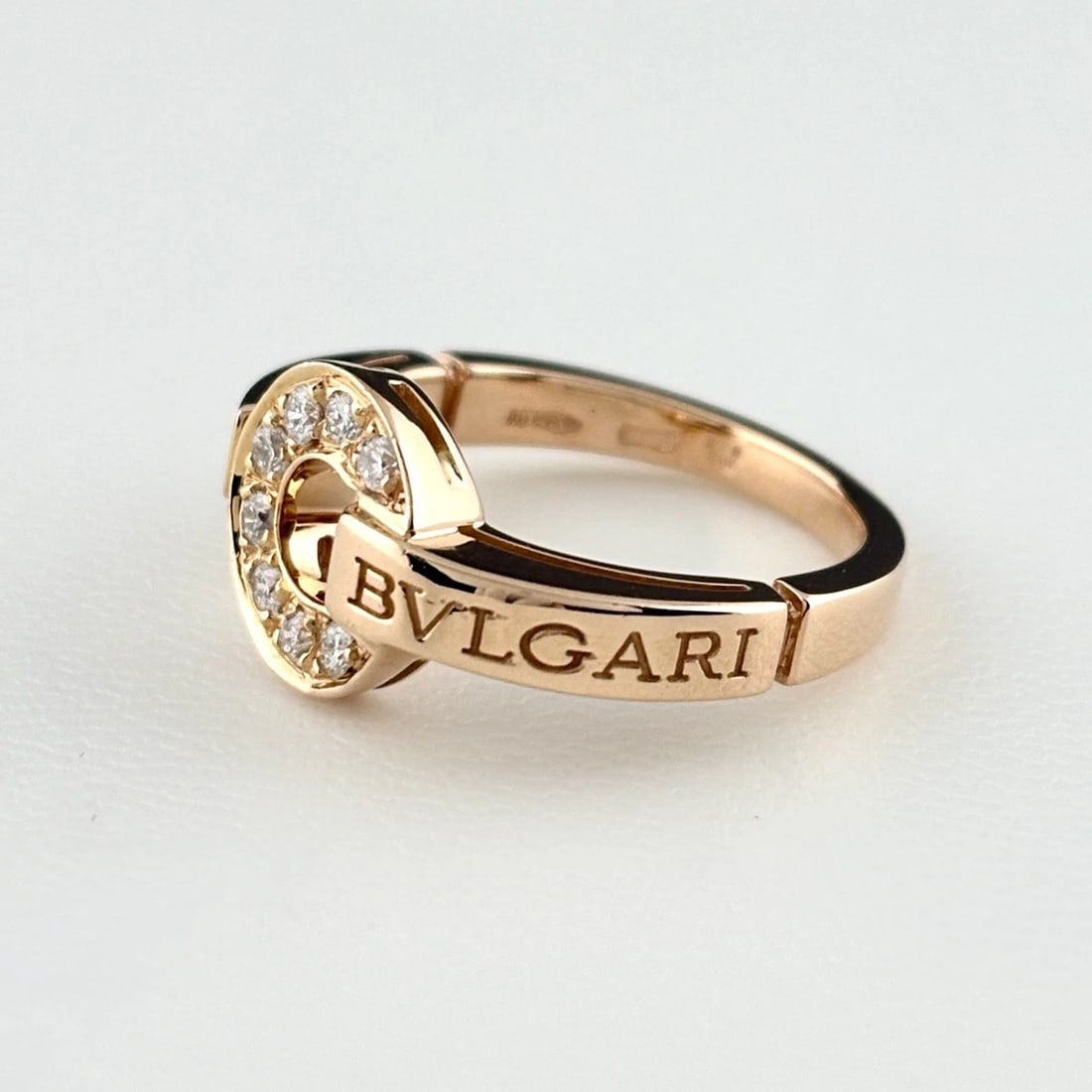 BVLGARI RING PG MELEE DIAMOND RING: Bvlgari Ring Pg Melee Diamond Ring Brand: BVLGARI Type/Style: Ring Material: 750PG, Main Stone Natural Color: PG Size: US6 to 6.5 Accessories: None Accessories Notice: When purchasing pre-owned