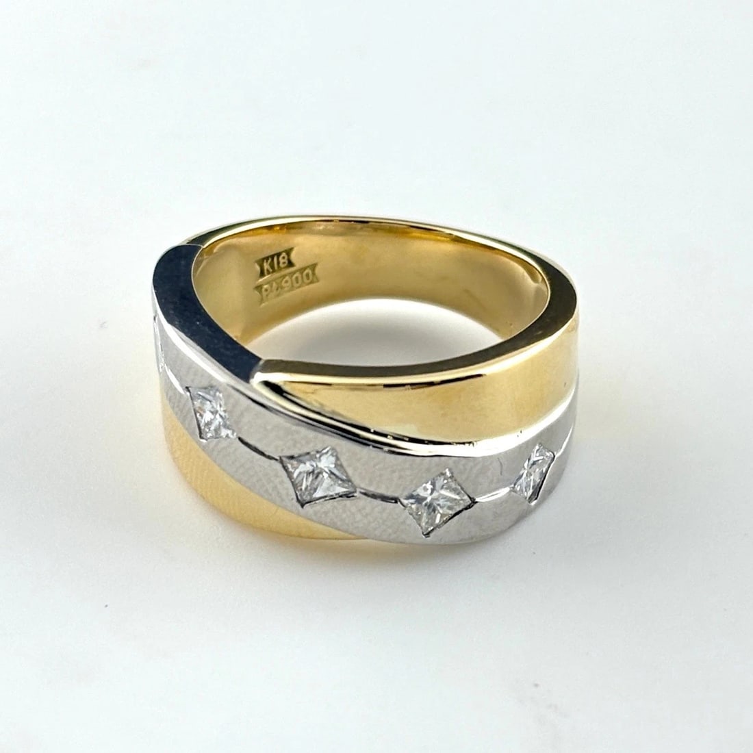 MELEE DIAMOND DESIGN RING YG PLATINUM RING 18K: Melee Diamond Design Ring Yg Platinum Ring 18K Brand: Unbranded Type/Style: Ring Material: 18K YG, Main Stone Natural Color: YG Size: US6.5 Accessories: None Accessories Notice: When purchasing