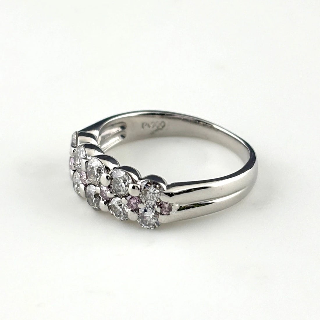 MELEE DIAMOND DESIGN RING PLATINUM RING: Melee Diamond Design Ring Platinum Ring Brand: Unbranded Type/Style: Ring Material: Pt900, Main Stone Natural Color: None Size: US5 Accessories: None Accessories Notice: When purchasing pre-owned