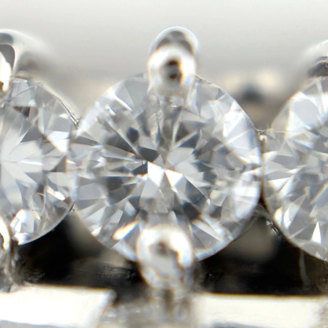 MELEE DIAMOND DESIGN RING PLATINUM RING - 3