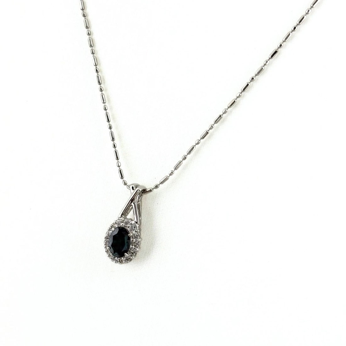 ALEXANDRITE PLATINUM PENDANT MELEE DIAMOND NECKLACE (1 of 3)