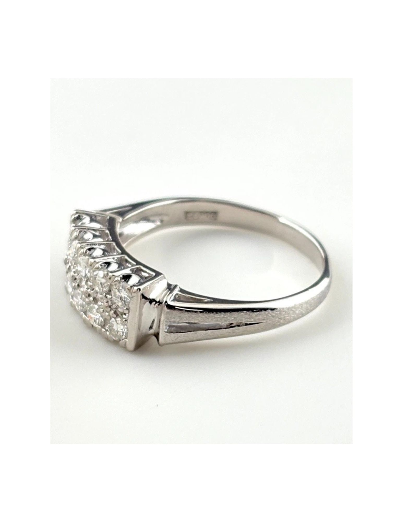 MELEE DIAMOND DESIGN RING PLATINUM RING PT900 DIAMOND: Melee Diamond Design Ring Platinum Ring Pt900 Diamond Brand: Unbranded Type/Style: Ring Material: Pt900, Main Stone Natural Color: None Size: US7 to 7.5 Accessories: None Accessories Notice: When