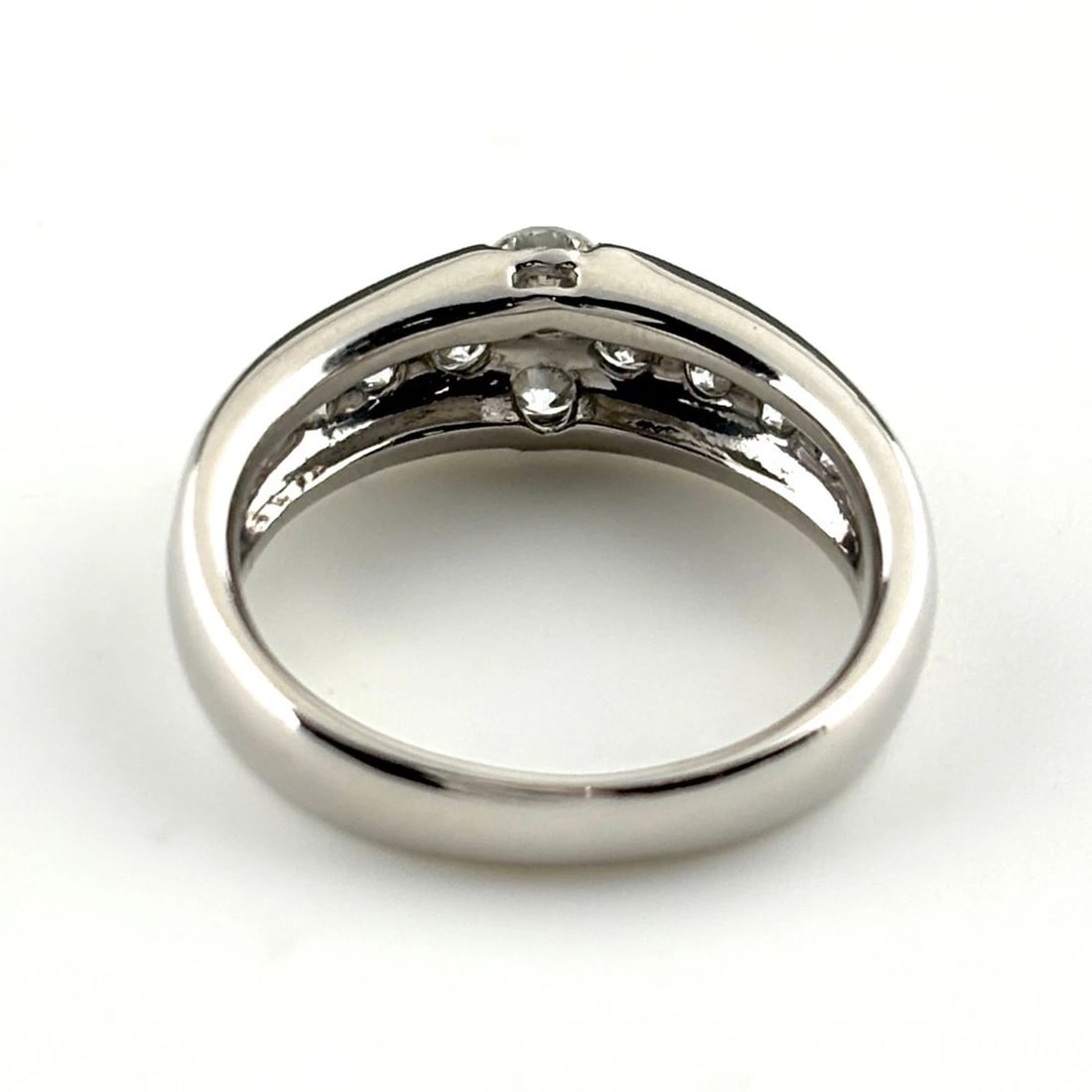 MELEE DIAMOND DESIGN RING PLATINUM RING - 3