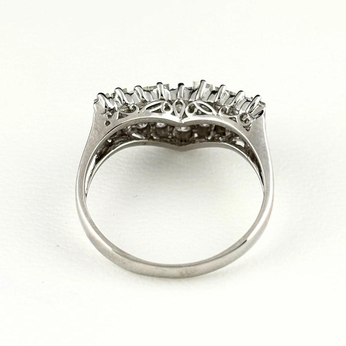 DIAMOND DESIGN RING PLATINUM RING - 2