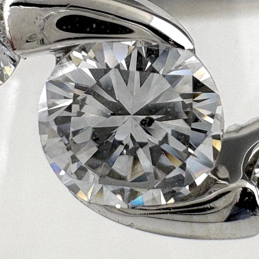 DIAMOND DESIGN RING PLATINUM RING PT900 - 2