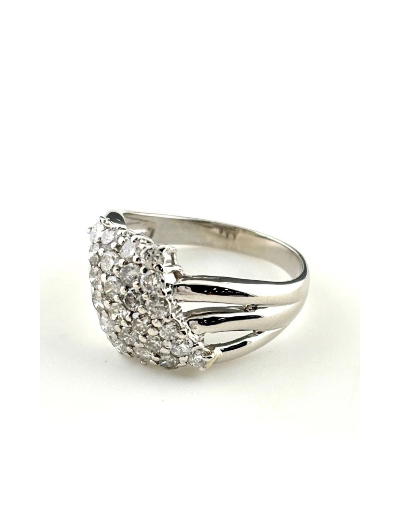 MELEE DIAMOND DESIGN RING PLATINUM RING PT900 DIAMOND: Melee Diamond Design Ring Platinum Ring Pt900 Diamond Brand: Unbranded Type/Style: Ring Material: Pt900, Main Stone Natural Color: None Size: US5.5 to 6 Accessories: None Accessories Notice: When