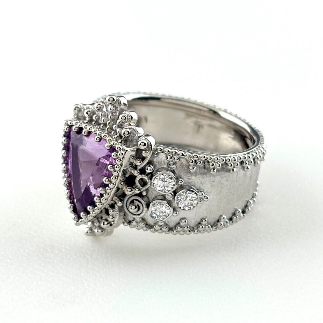 PINK TOPAZ DESIGN RING PLATINUM MELEE DIAMOND RING PT900: Pink Topaz Design Ring Platinum Melee Diamond Ring Pt900 Brand: Unbranded Type/Style: Ring Material: Pt900, Main Stone Topaz /Secondary Stone:Natural Color: None Size: US6.5 to 7 Accessories: None