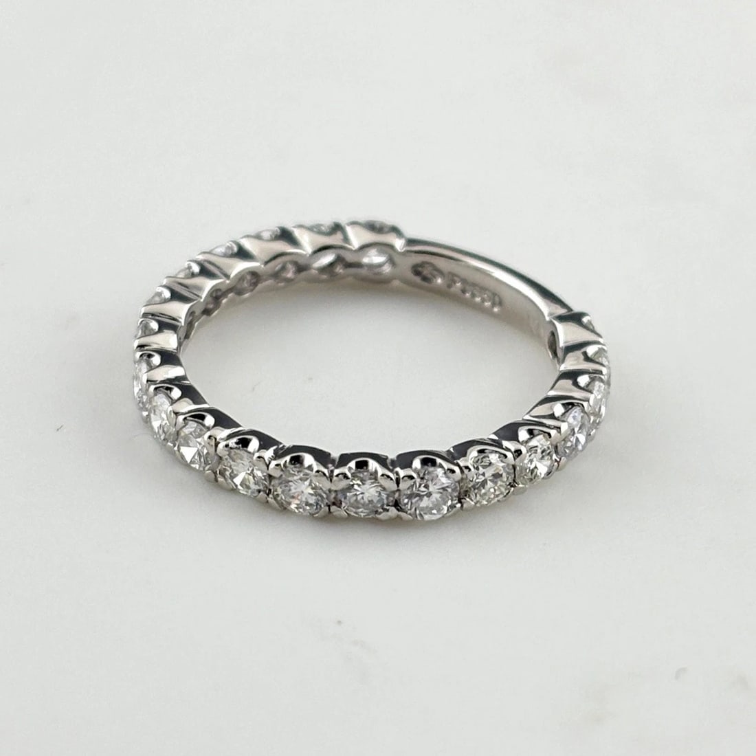 MELEE DIAMOND DESIGN RING PLATINUM RING PT850 DIAMOND: Melee Diamond Design Ring Platinum Ring Pt850 Diamond Brand: Unbranded Type/Style: Ring Material: Pt850, Main Stone Natural Color: None Size: US5.5 to 6 Accessories: None Accessories Notic