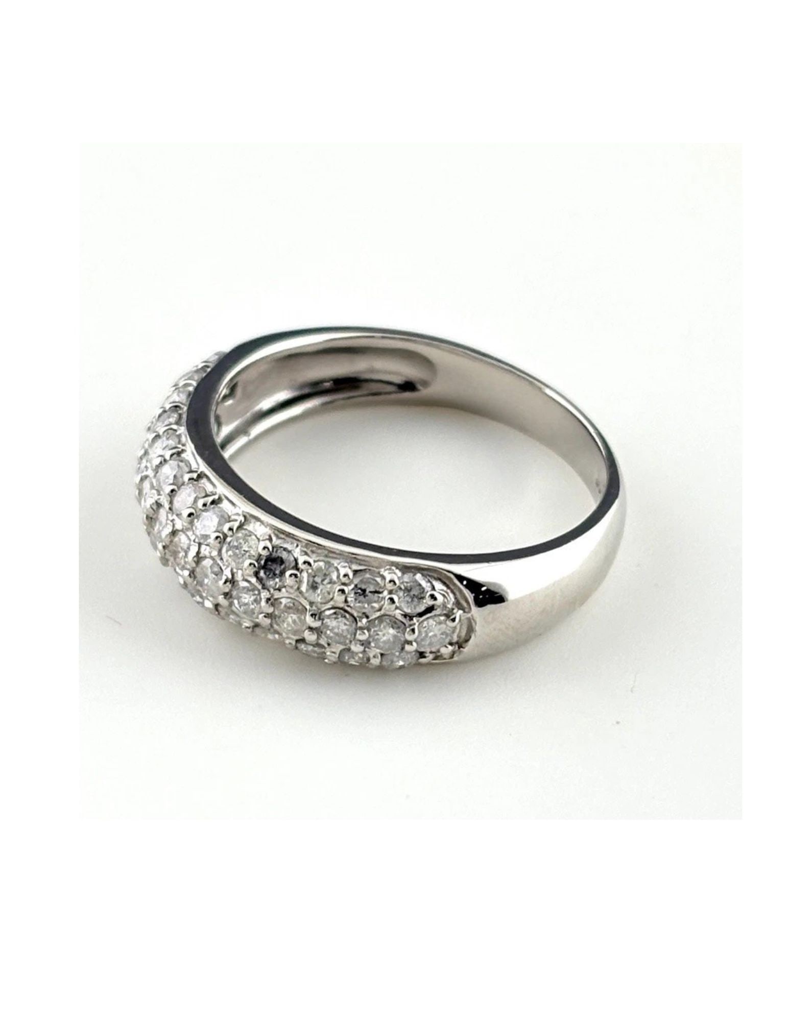 MELEE DIAMOND DESIGN RING PLATINUM RING PT900 DIAMOND: Melee Diamond Design Ring Platinum Ring Pt900 Diamond Brand: Unbranded Type/Style: Ring Material: Pt900, Main Stone Natural Color: None Size: US6.5 Accessories: None Accessories Notice: Wh