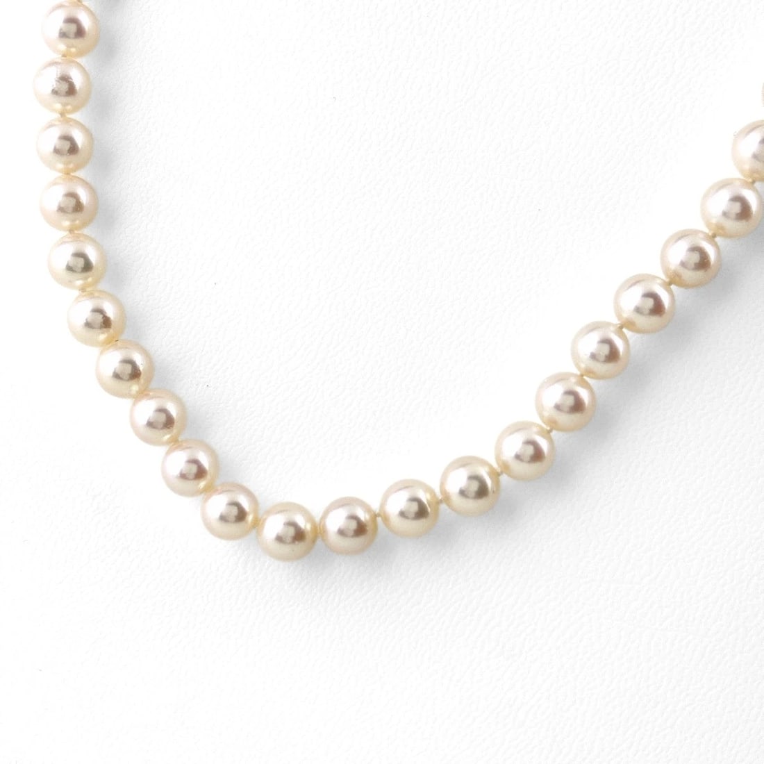 TASAKI PEARL NECKLACE PG MELEE DIAMOND PEARL NECKLACE: Tasaki Pearl Necklace Pg Melee Diamond Pearl Necklace Brand: TASAKI Type/Style: Necklace Material: K14 PG, Main Stone Natural Color: PG Size: 133.5cm(52.6") Accessories: None Accessories Notice: When