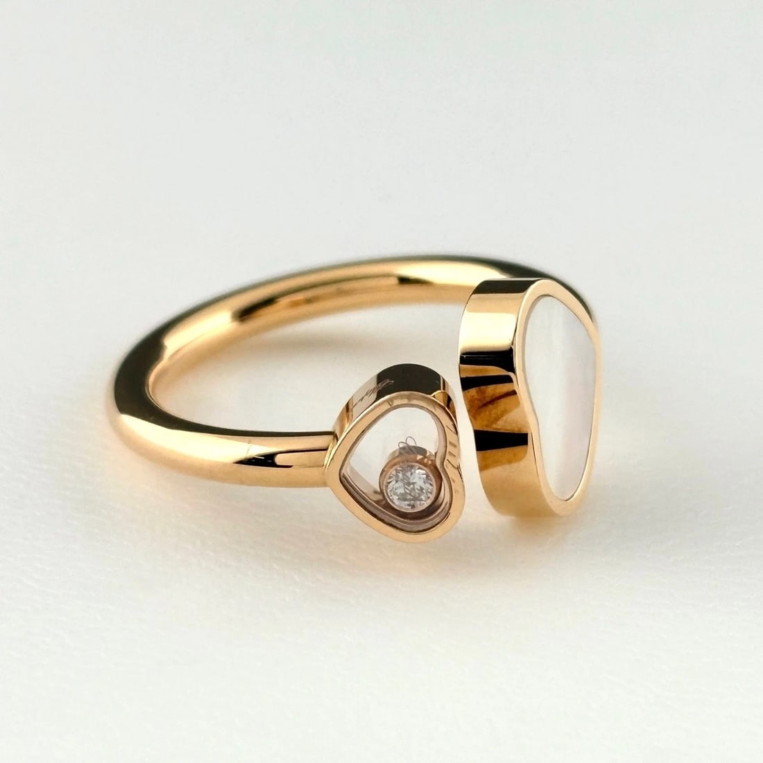 CHOPARD MY HAPPY HEART RING PG WITH DIAMOND: Chopard My Happy Heart Ring Pg With Diamond Brand: Chopard Type/Style: Ring Material: 750PG, Main Stone Natural Color: PG Size: US7.5 to 8 Accessories: None Accessories Notice: When purcha