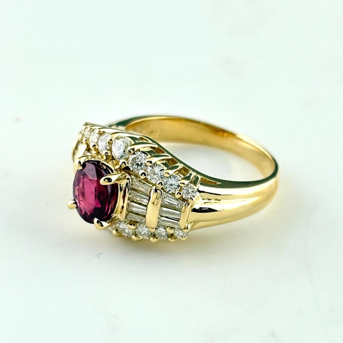 RUBY DESIGN RING YG MELEE DIAMOND RING 18K (1 of 3)