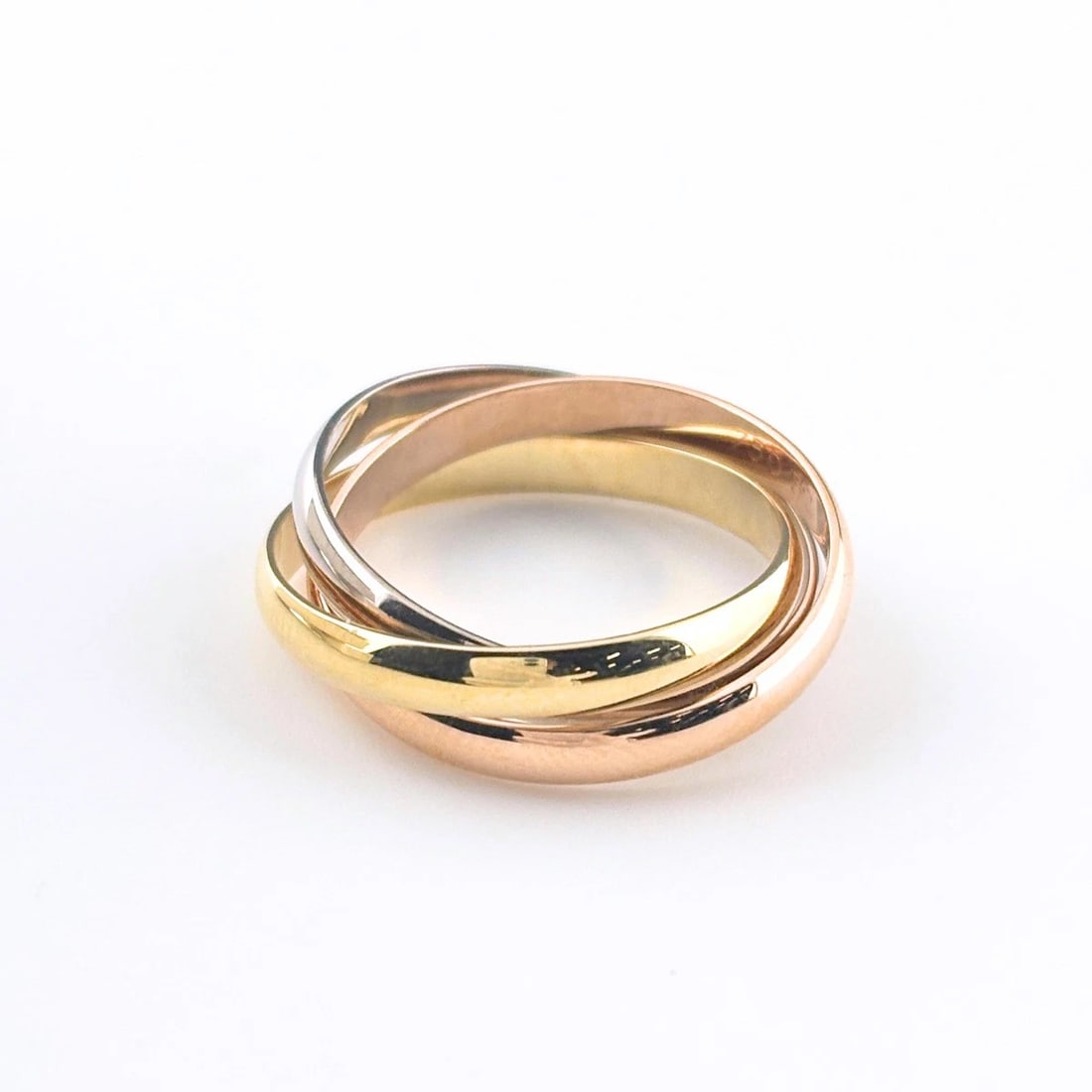 CARTIER TRINITY RING YG PG WG THREE-COLOR: Cartier Trinity Ring Yg Pg Wg Three-Color Brand: CARTIER Type/Style: Ring Material: 750WG /YG/PG, Main Stone None Color: WG /YG/PG Size: US6.5 Accessories: None Accessories Notice: When purchasing