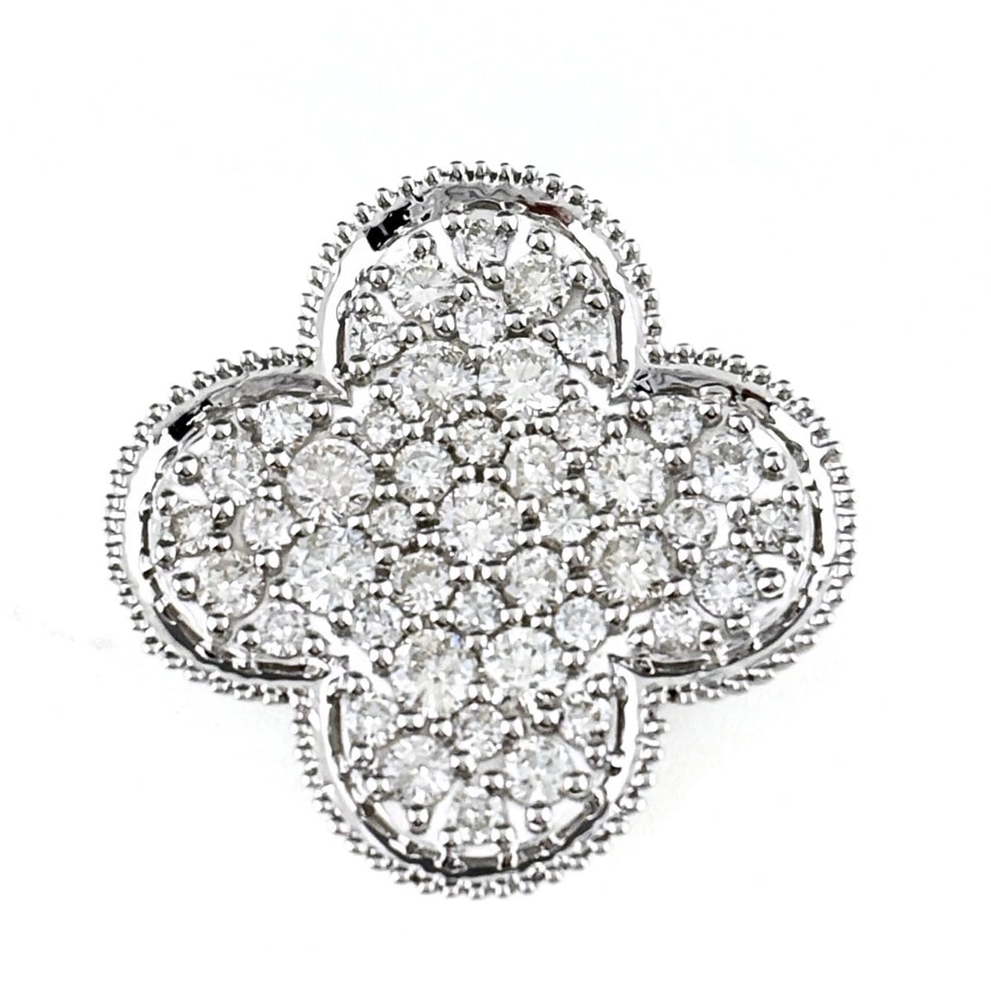 MELEE DIAMOND WG PENDANT HEAD: Melee Diamond Wg Pendant Head Brand: Unbranded Type/Style: Pendant Head Material: 18K WG, Main Stone Natural Color: WG Size: 19.9x19.9mm(0.8") Accessories: None Accessories Notice: When pu