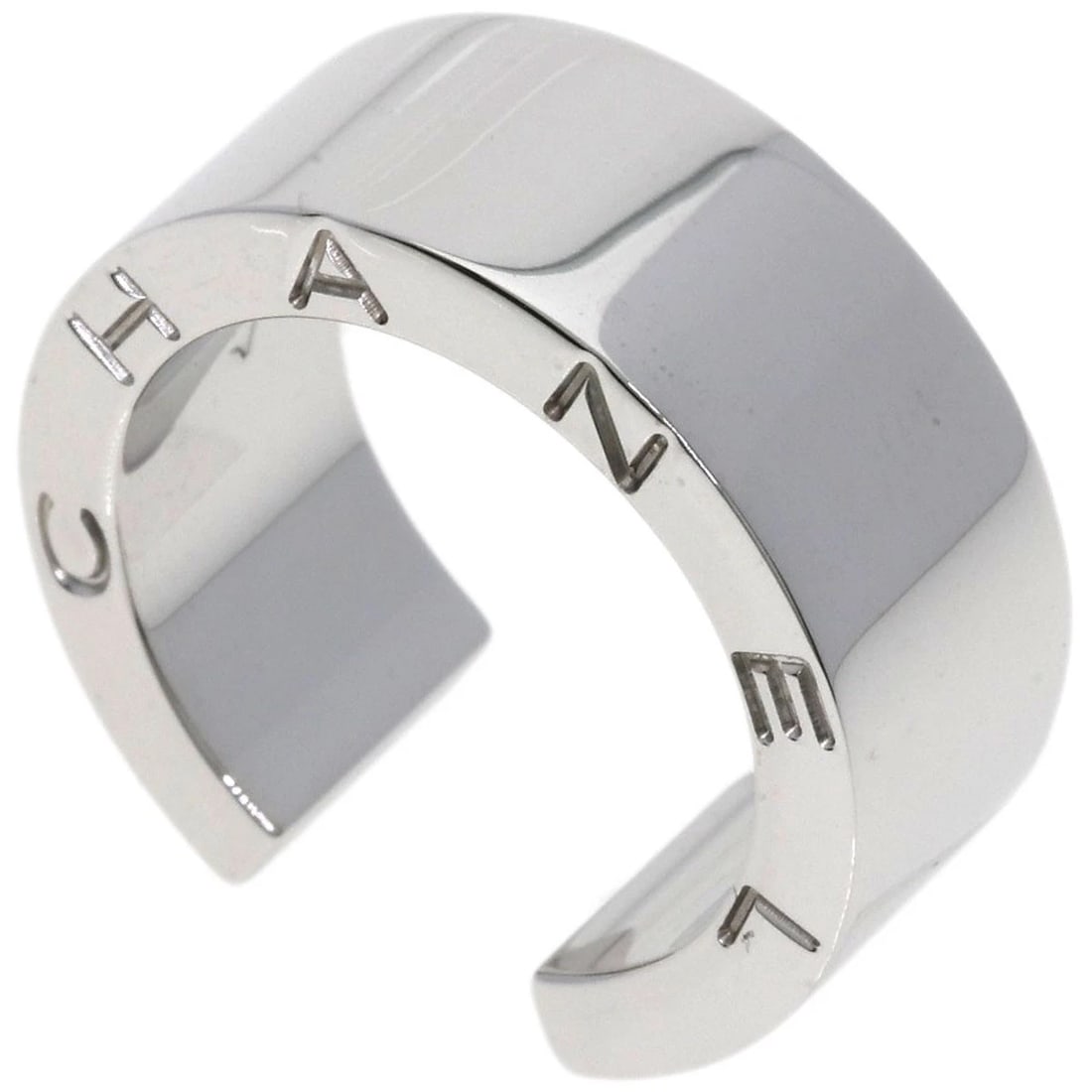 CHANEL SIGNATURE RING K18 WHITE GOLD: CHANEL Signature Ring K18 White Gold Brand: CHANEL Type/Style: Ring Material: K18 White Gold, Color: Silver Size: 4(US) Accessories: None Accessories Notice: When purchasing pre-owned good