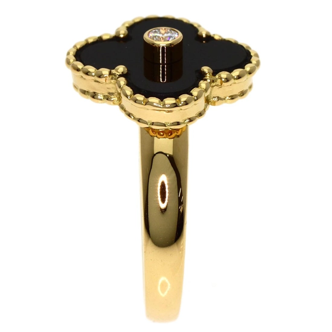 VAN CLEEF & ARPELS ALHAMBRA DIAMOND ONYX RING K18 YELLOW GOLD: Van Cleef & Arpels Alhambra Diamond Onyx Ring K18 Yellow Gold Brand: Van Cleef & Arpels Type/Style: Ring Material: K18 Yellow Gold, Main Stone Natural Color: Gold Size: 5.75(US) Accessories: None