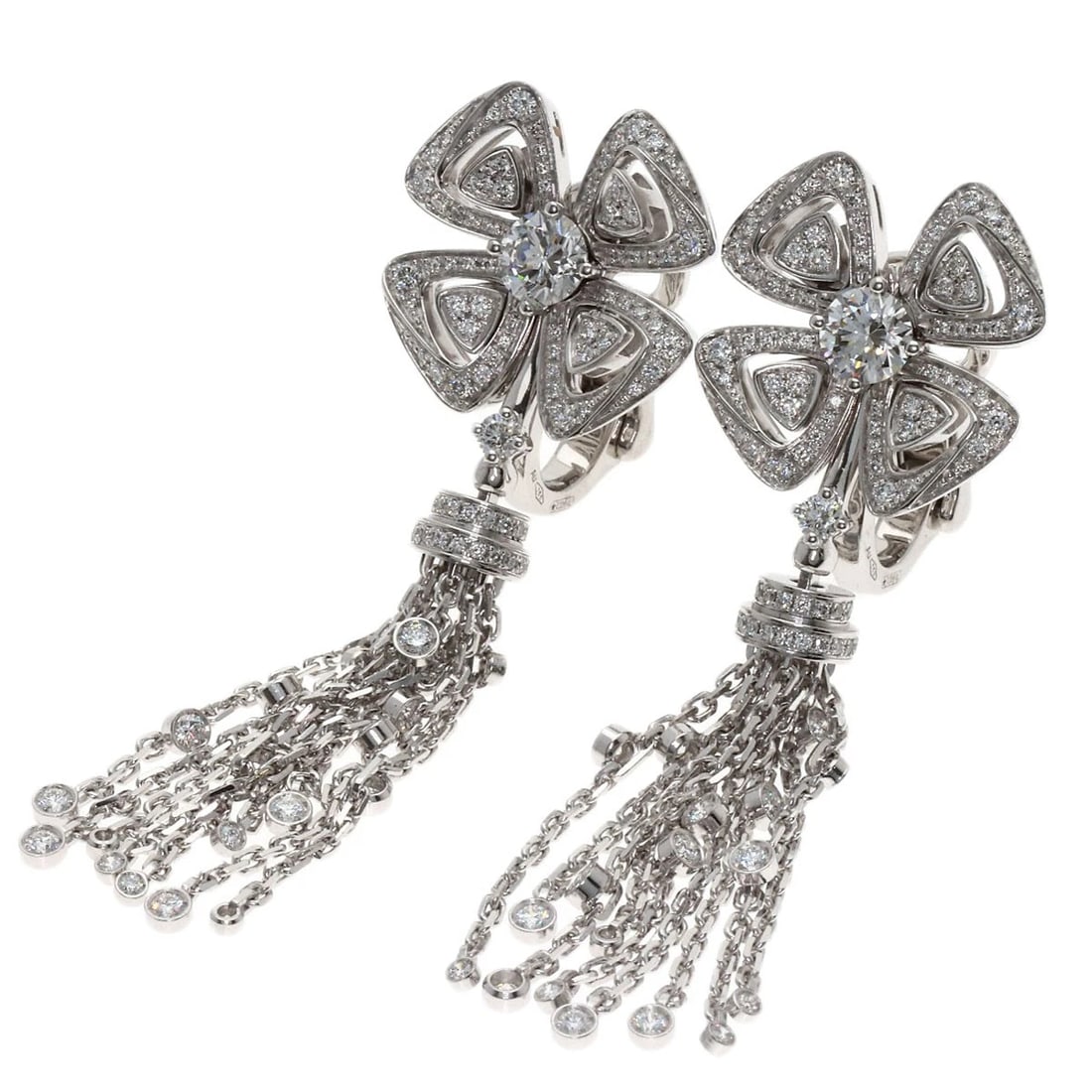BVLGARI FIOREVER DIAMOND EARRING K18 WHITE GOLD: BVLGARI Fiorever Diamond earring K18 White Gold Brand: BVLGARI Type/Style: earring Material: K18 White Gold, Main Stone Natural Color: Silver Size: Top Size:1.9inch/48.5x15mm Accessories: None