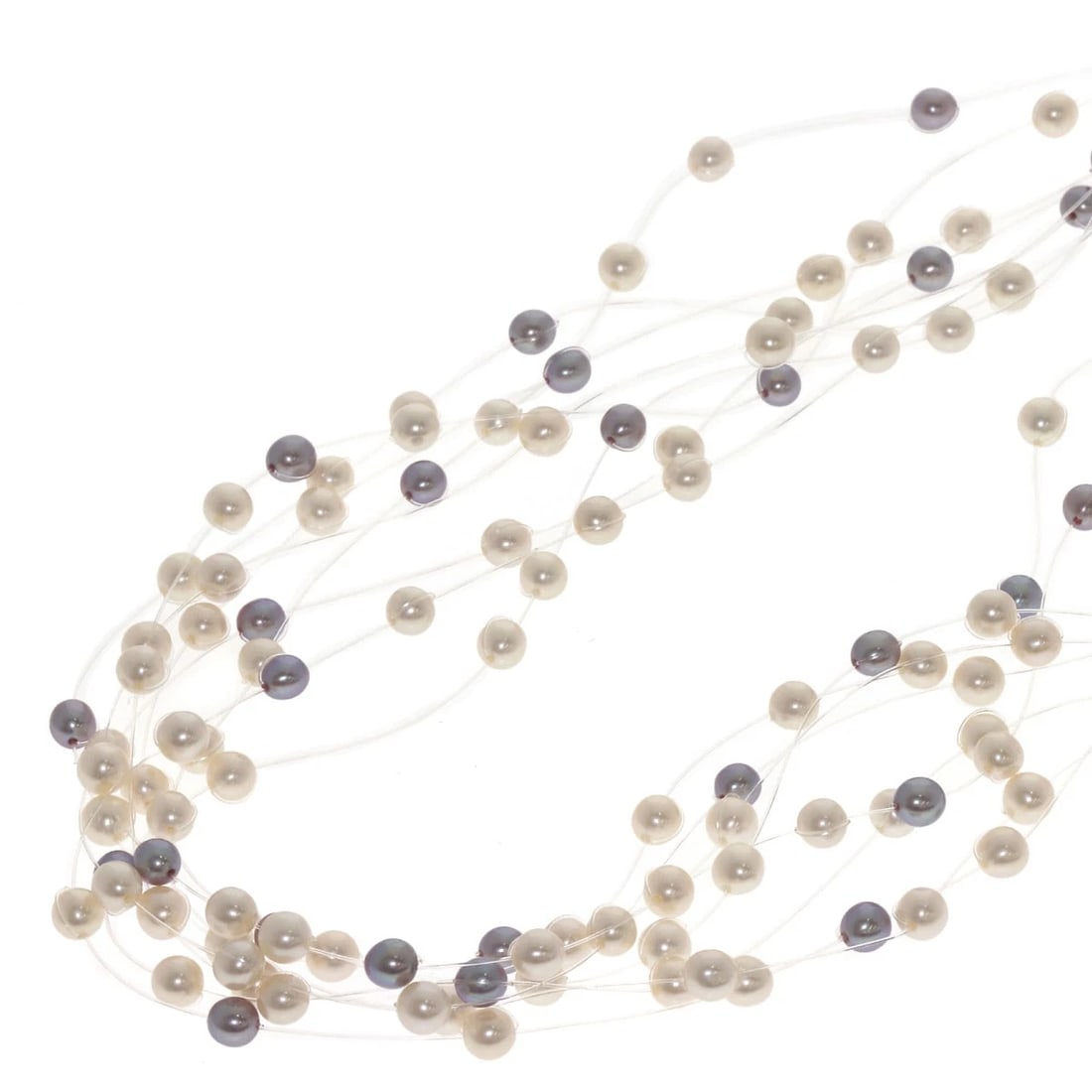 TASAKI BABY PEARLSNECKLACE K18 YELLOW GOLD: TASAKI Baby PearlsNecklace K18 Yellow Gold Brand: TASAKI Type/Style: Necklace Material: K18 Yellow Gold, Main Stone Pearl Color: white Size: Stone Size:0.1inch/3.4-3.7mm Chain Length:16.1inch/41cm