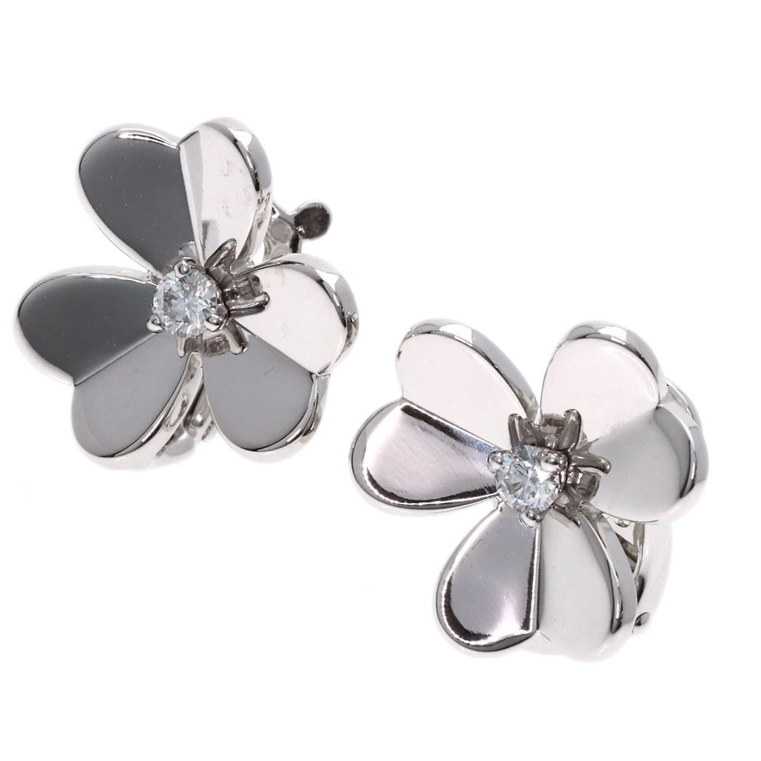 VAN CLEEF & ARPELS FRIVOLE SMALL DIAMOND EARRING K18 WHITE GOLD: Van Cleef & Arpels Frivole Small Diamond earring K18 White Gold Brand: Van Cleef & Arpels Type/Style: earring Material: K18 White Gold, Color: Silver Size: Top Size:0.6inch/15.8x14.4x5.6mm Accesso