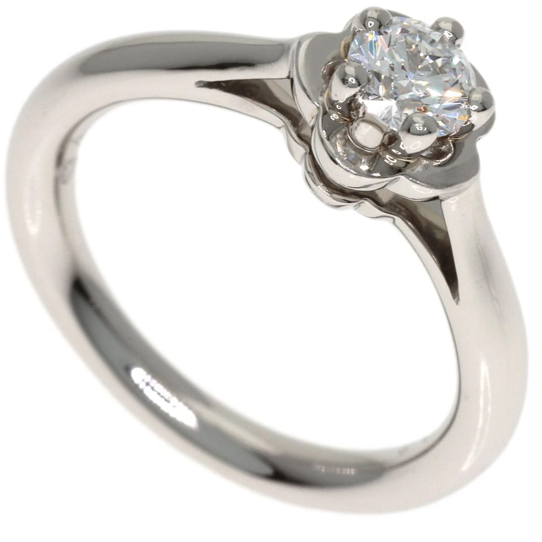 CHANEL CAMELLIA DIAMOND RING PLATINUM PT950: CHANEL Camellia Diamond Ring Platinum PT950 Brand: CHANEL Type/Style: Ring Material: Platinum PT950, Color: Silver Size: 3.75(US) Accessories: None Accessories Notice: When purchasing pre-