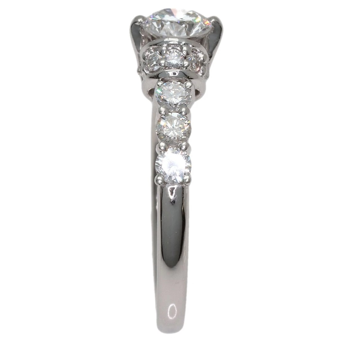 DIAMOND RING PLATINUM PT900: Diamond Ring Platinum PT900 Brand: SELECT JEWELRY Type/Style: Ring Material: Platinum PT900, Main Stone Natural Color: Silver Size: 5.25(US) Accessories: None Accessories Notice: When purc