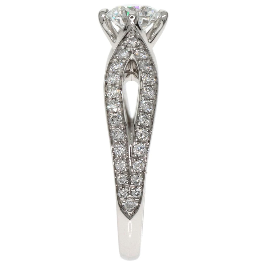 BOUCHERON SOLITAIRE DIAMOND RING PLATINUM PT950 (1 of 3)