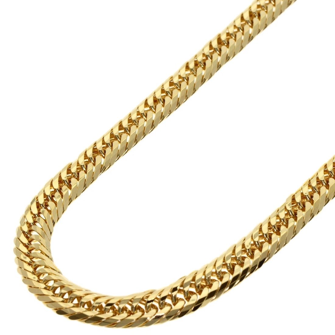 CURB CHAIN NECKLACE K18 YELLOW GOLD: Curb chain Necklace K18 Yellow Gold Brand: SELECT JEWELRY Type/Style: Necklace Material: K18 Yellow Gold, Color: Gold Size: Chain Length:19.3inch/49cm Chain Width:2.5inch/6.4mm Accessories: None <