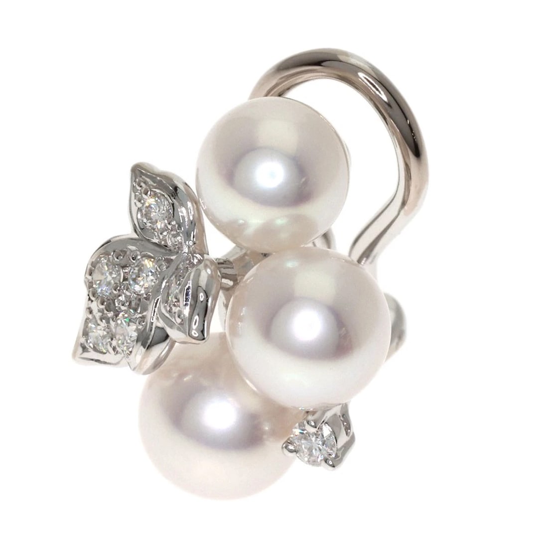 MIKIMOTO PEARL DIAMOND ONE PIECE ONLY EARRING: MIKIMOTO Pearl Diamond One piece only Earring Brand: MIKIMOTO Type/Style: Earring Material: K18 White Gold, Color: Silver Size: Stone Size:0.2inch/5.3-6.0mm Top Size:0.6inch/15.2x12.2mm Accessories:
