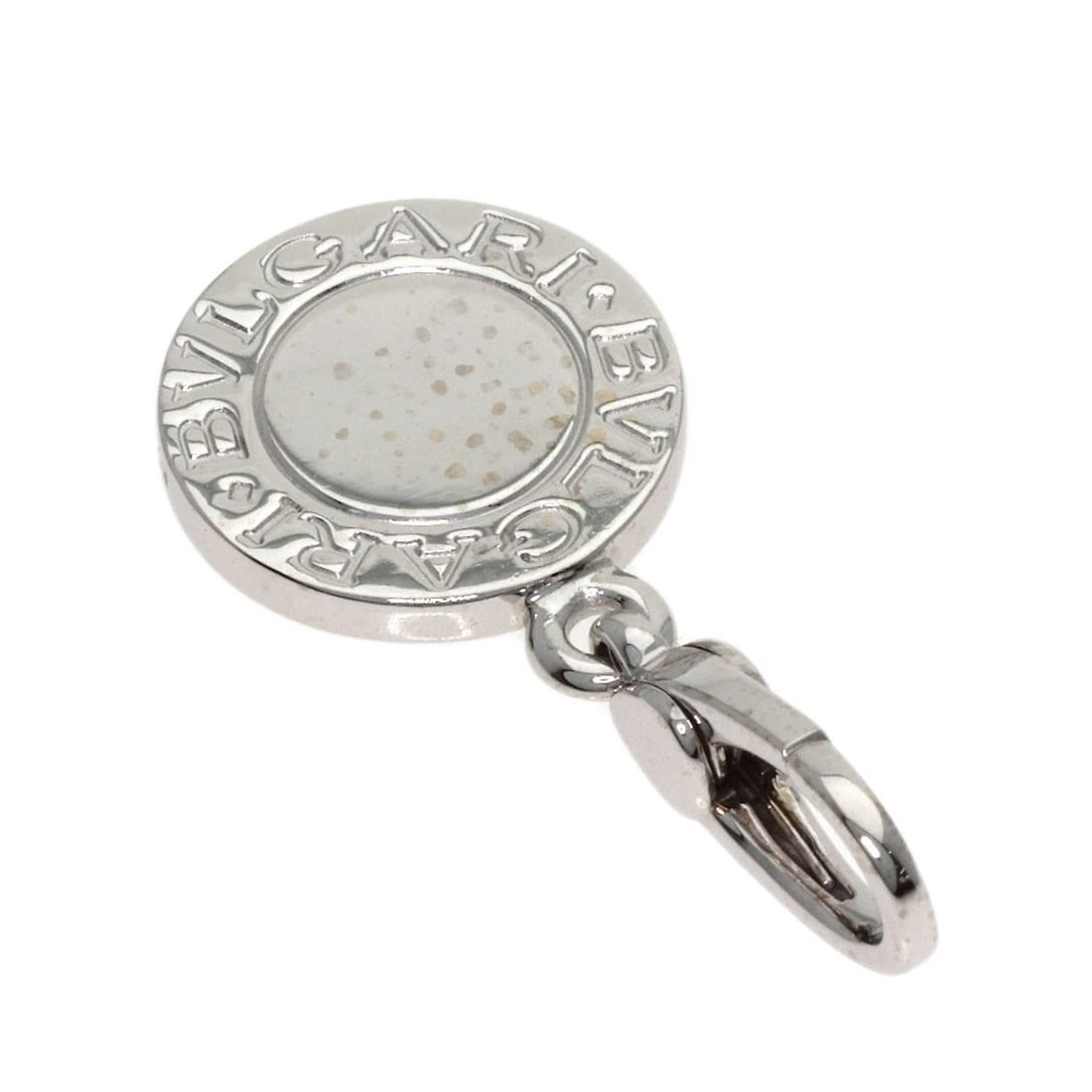BVLGARI ONYX PENDANT TOP K18 WHITE GOLD: BVLGARI Onyx Pendant top K18 White Gold Brand: BVLGARI Type/Style: Pendant top Material: K18 White Gold, Color: Silver Size: Top Size:0.6inch/16.4x13.0x1.7mm Length:1.1inch/2.8cm Accessories: None