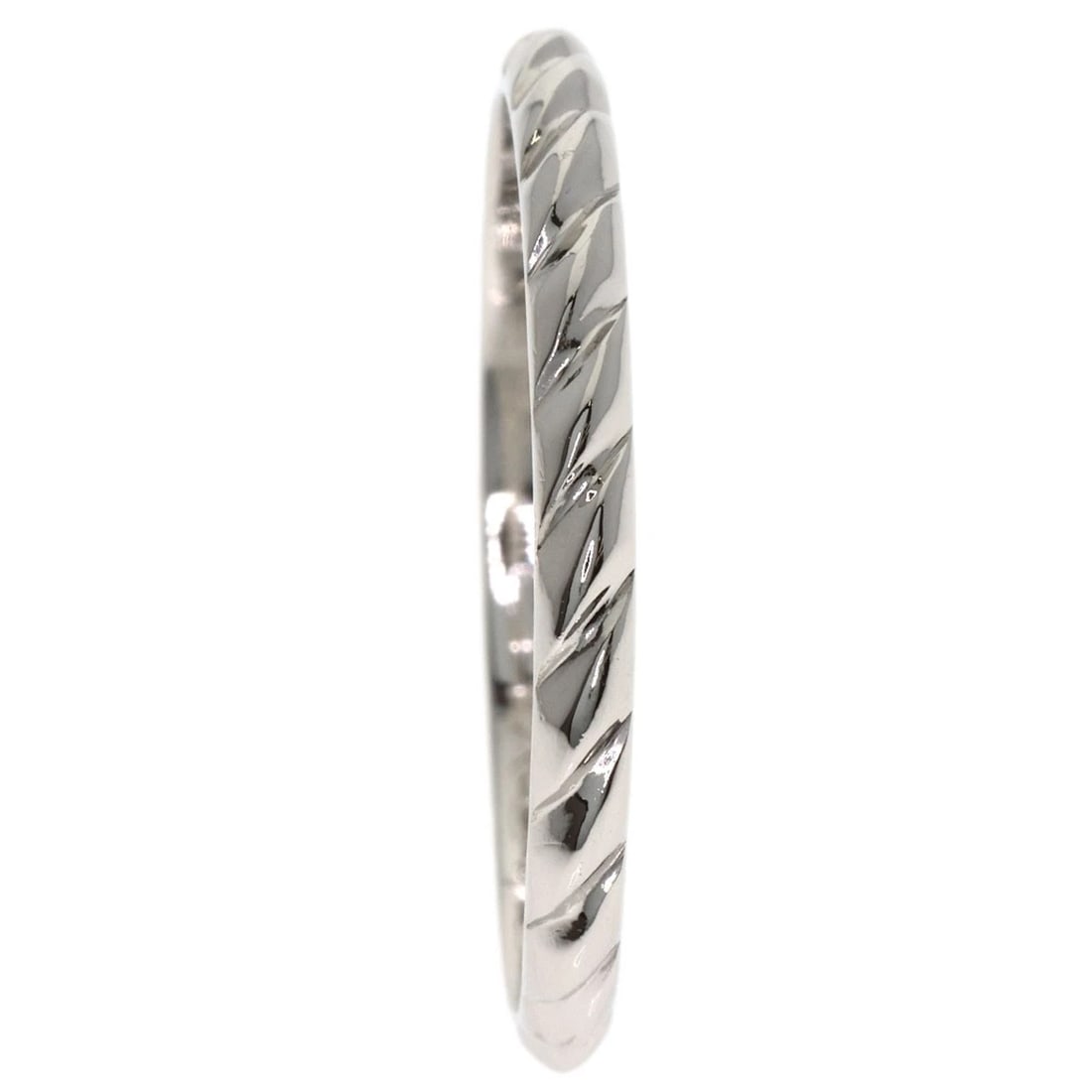 CHAUMET TORSADE RING PLATINUM PT950: Chaumet Torsade Ring Platinum PT950 Brand: Chaumet Type/Style: Ring Material: Platinum PT950, Color: Silver Size: 10.5(US) Accessories: None Accessories Notice: When purchasing pre-owned goods,
