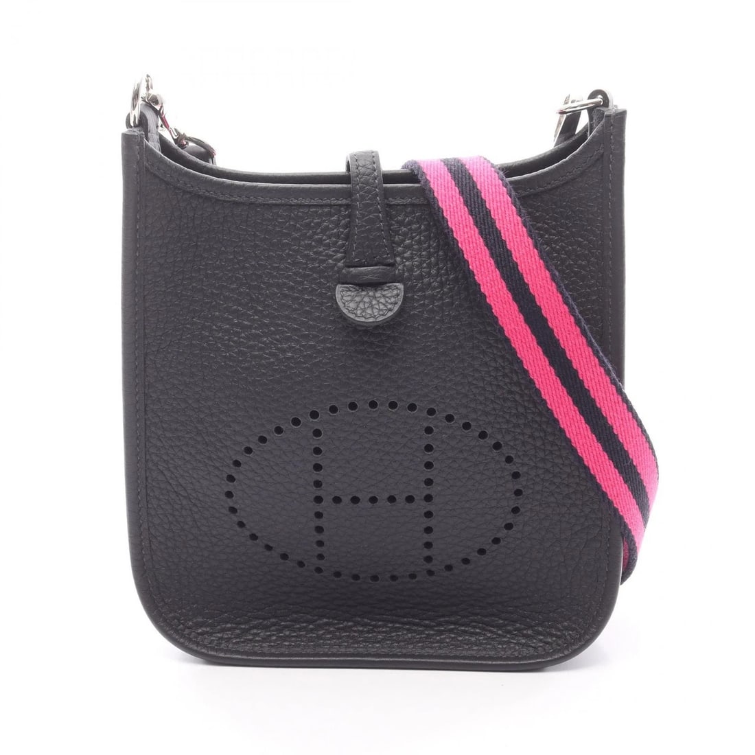 HERMES EVELYNE TPM SHOULDER BAG CLEMENCE LEATHER: HERMES Evelyne TPM Shoulder Bag Clemence leather Brand: HERMES Type/Style: Shoulder Bag Material: Taurillon Clemence ? leather Color: Caban / Black?ish colors Size: (H:7.1inch x W:6.5inch x D:2.2inch)