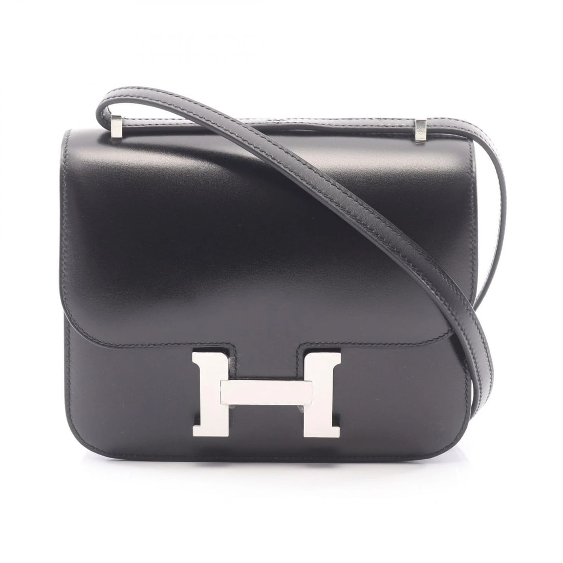 HERMES CONSTANCE SHOULDER HANDBAG BOX CALF LEATHER BLACK: HERMES Constance Shoulder Handbag Box calf leather Black Brand: HERMES Type/Style: Shoulder Bag Material: Box calf leather ? Calfskin (cowhide) ? leather Color: Black?ish colors Size: (H:5.9inch x W:7