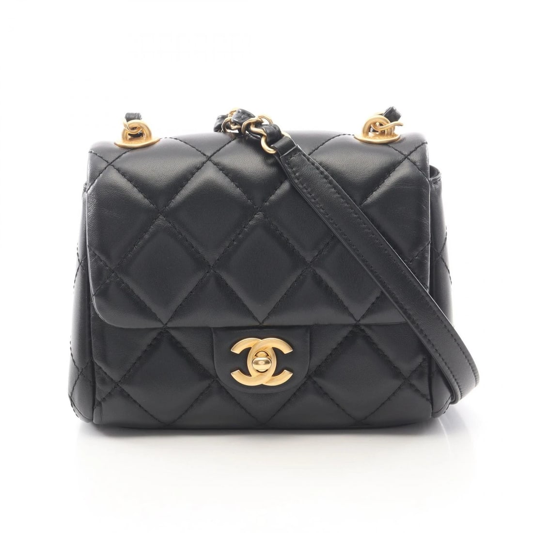 CHANEL MATELASSE SMALL FLAP CHAIN SHOULDER BAG: CHANEL Matelasse Small flap Chain Shoulder Bag Brand: CHANEL Type/Style: Shoulder Bag Material: Lambskin (sheep leather) Color: Black?ish colors Size: (H:5.9inch x W:6.3inch x D:3.1inch) Accessori