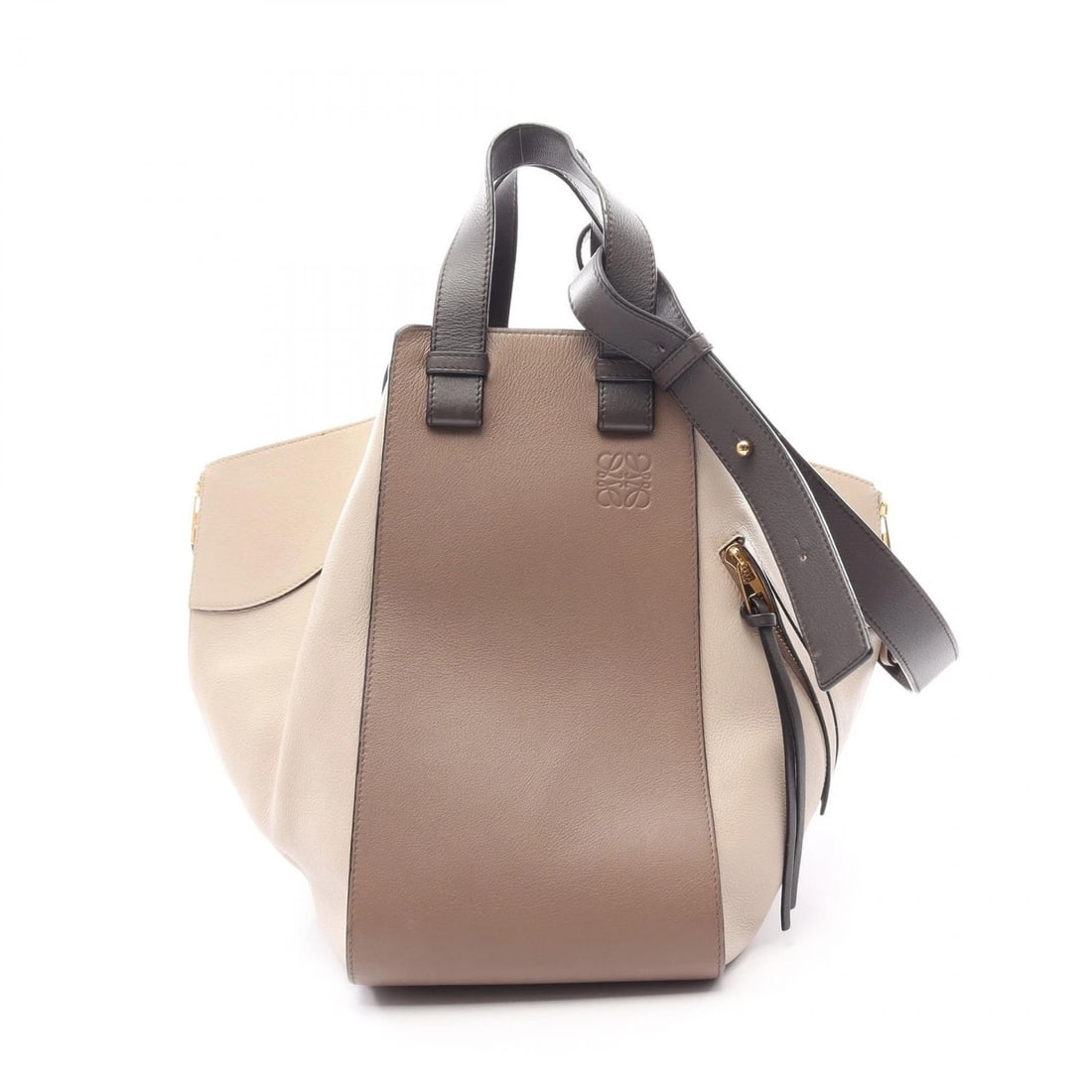 LOEWE HAMMOCK MEDIUM 2-WAY SHOULDER HANDBAG: LOEWE HAMMOCK MEDIUM 2-WAY Shoulder Handbag Brand: LOEWE Type/Style: Handbag Material: leather Color: Beige?ish colors ? Gray?ish colors ? Brown?ish colors Size: (H:10.6inch x W:6.3inch x D:13.4inch) 