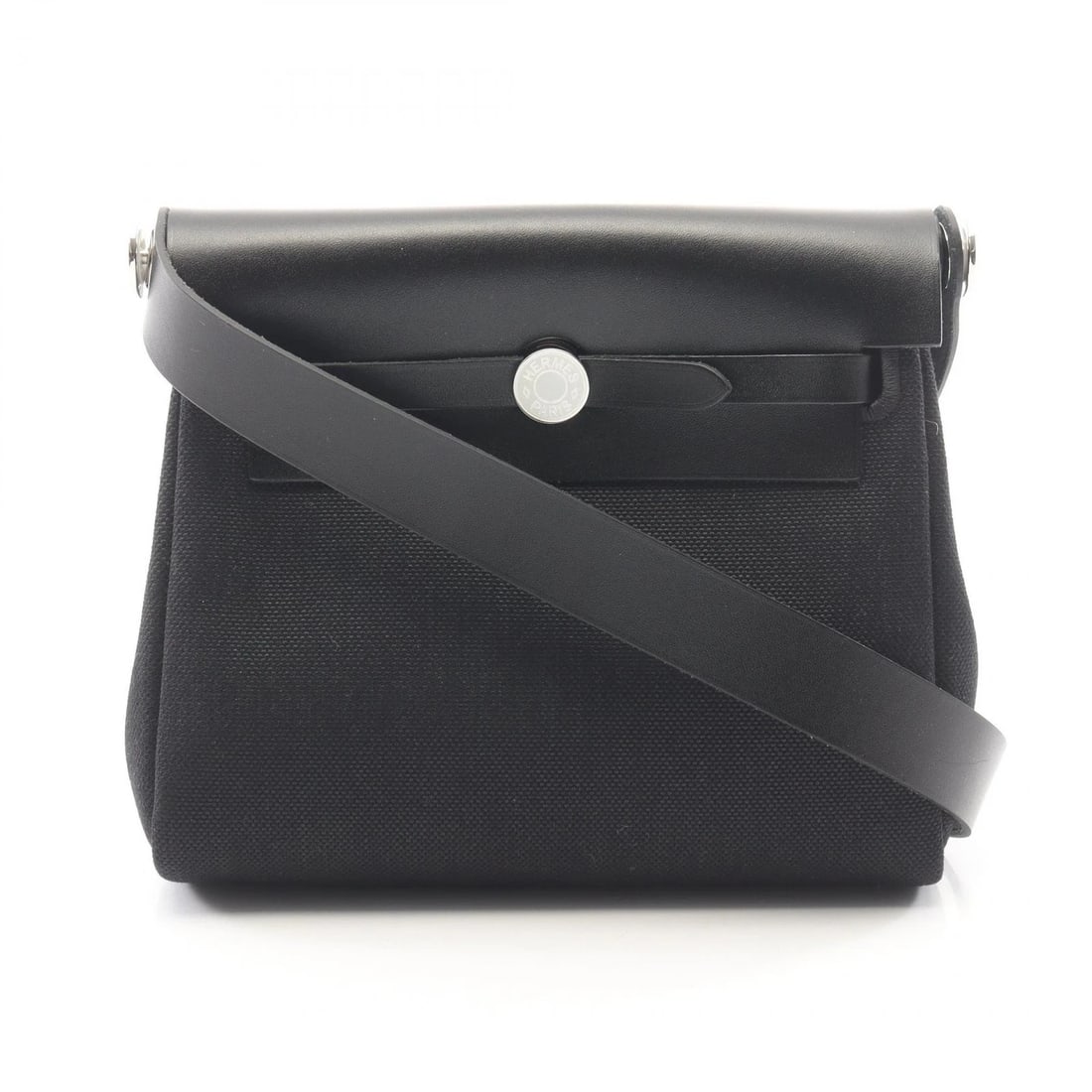 HERMES AIRBAG ZIP MINI SHOULDER BAG: HERMES Airbag Zip Mini Shoulder Bag Brand: HERMES Type/Style: Shoulder Bag Material: Towar Military ? canvas ? leather ? Vache leather hunter Color: Black?ish colors Size: (H:6.3inch x W:7.9inch x