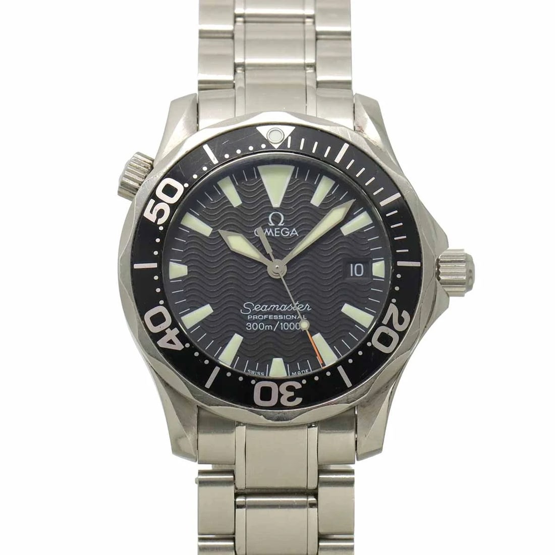 OMEGA SEAMASTER DATE QUARTZ BLACK DIAL WATCH: OMEGA Seamaster Date Quartz Black Dial Watch Brand: OMEGA Type/Style: Wristwatch Material: Stainless steel Color: Dial Color Black Dial Size: Length 42mm(included lag) Width 36mm(not included crown)
