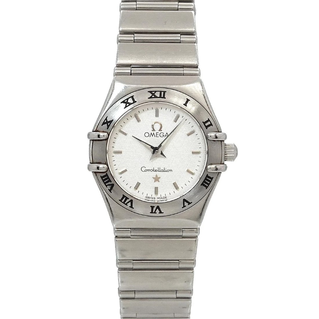 OMEGA CONSTELLATION MINI 30 SILVER DIAL QUARTZ WATCH: OMEGA Constellation Mini 30 Silver Dial Quartz Watch Brand: OMEGA Type/Style: Wristwatch Material: Stainless steel Color: Dial Color Silver Size: CaseSize Length 28mm(included lag) CaseSize Width 22mm