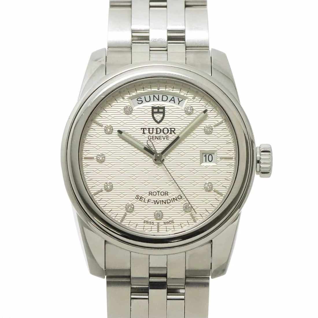 TUDOR GLAMOUR DATE DAY AUTOMATIC DIAMOND SILVER DIAL WATCH: TUDOR Glamour Date Day Automatic Diamond Silver Dial Watch Brand: TUDOR Type/Style: Wristwatch Material: Stainless steel Color: Dial Color Silver Size: CaseSize Length 47mm(included lag) CaseSize Widt