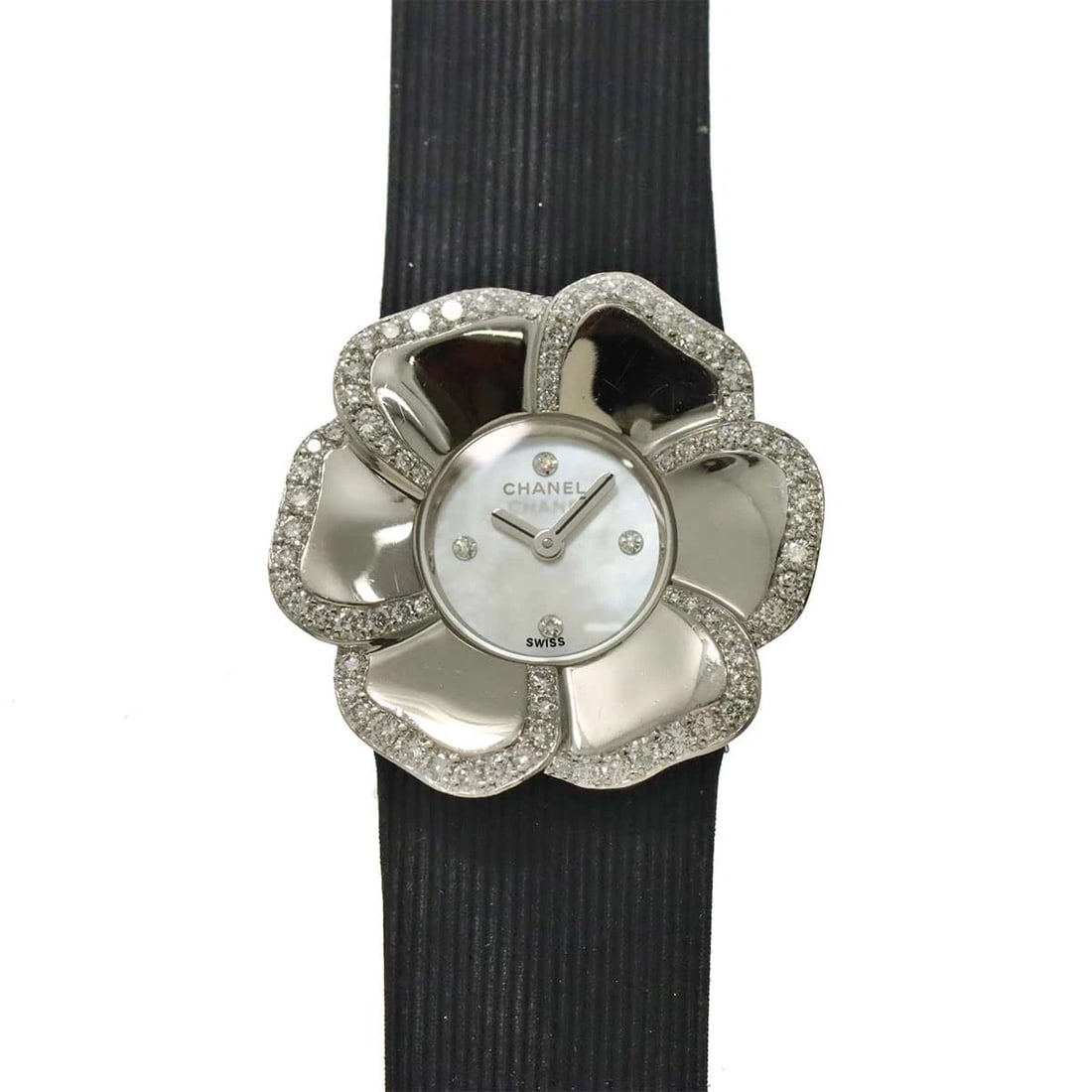 CHANEL CAMELLIA QUARTZ DIAMOND 750 WG WHITE SHELL DIAL WATCH: CHANEL Camellia Quartz Diamond 750 WG White Shell Dial Watch Brand: CHANEL Type/Style: Wristwatch Material: 750 White Gold,Diamond,Satin Leather Color: Dial Color White Shell Size: CaseSize Length